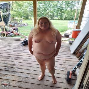 Dirty chubby slut cassie for your pleasure