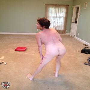 Naked wife Marianne offerte pour quelques mois. Profitez bien