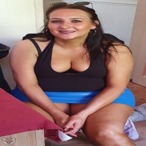 Fat UK Wife 10 votes no delete
