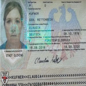 Claudia Kufner die dicke Tittensau