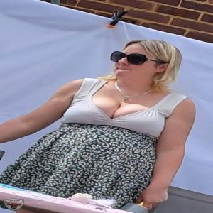 Slut Sarah from high Wycombe uk keep her here