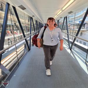 Michelle mid 40\'s mother of 2