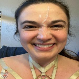 Kiola J loves her cum