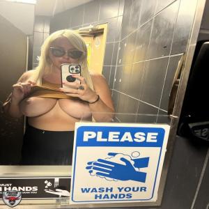 Silly “justanothercuck” has lost complete control of his cheating wife’s exposure