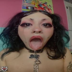 Webslut Mel perma risk. 10 vote no delete