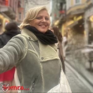 Fotze cuckold Frau Fickschwein ausgesetzt
