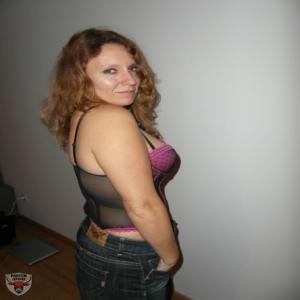 German Whore Nelia Pfister from Berlin Exposed for 1 min - I bet nobody will repost her for 1 hour + extensions + 10votes... right?