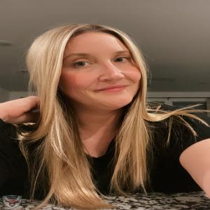 Dallas Hotwife Looking to Breed