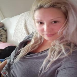 Samantha\'s own words, \"This is who I am, an exhibitionist, Hotwife, and I love to be seen completely nude\". She wants to be shared everywhere.