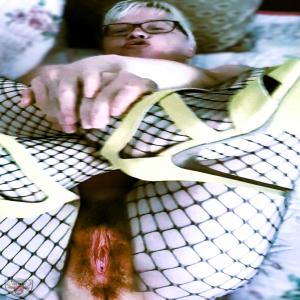 My Slut Wife Petra must be Posted everywhere without Taboos, the pig bush cunt