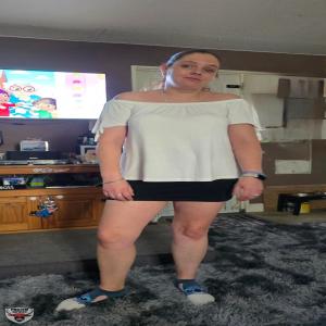 Laura L. lost in web