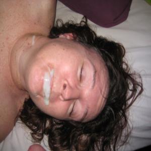 10 minutes isn\'t enough for this slut